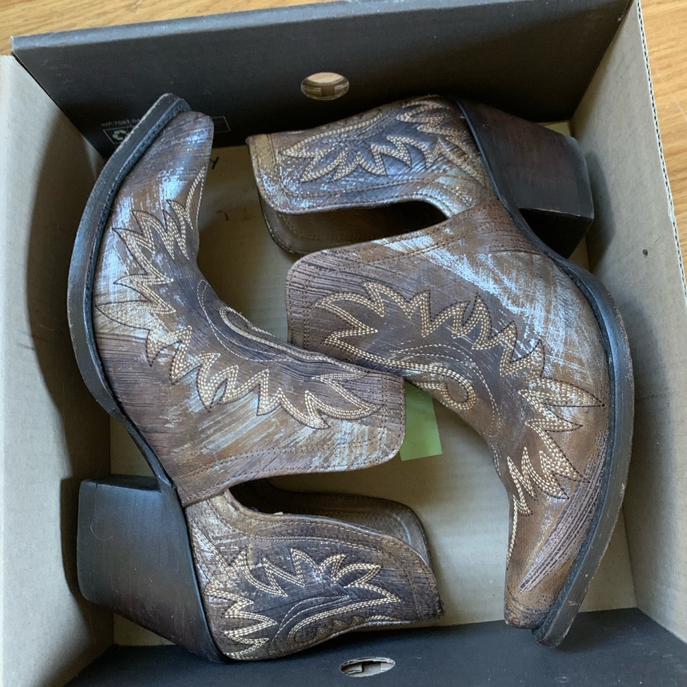 Dixon Ariat Booties